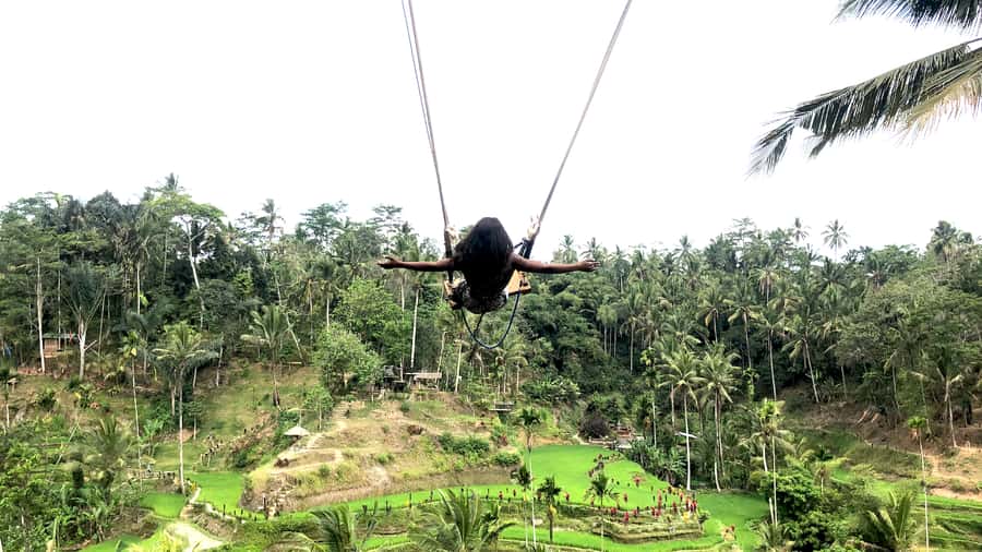 Bali: Ubud and Tanah Lot Small Group Guided Tour - Barong and Kris Dance: Hindu myths on stage, right away