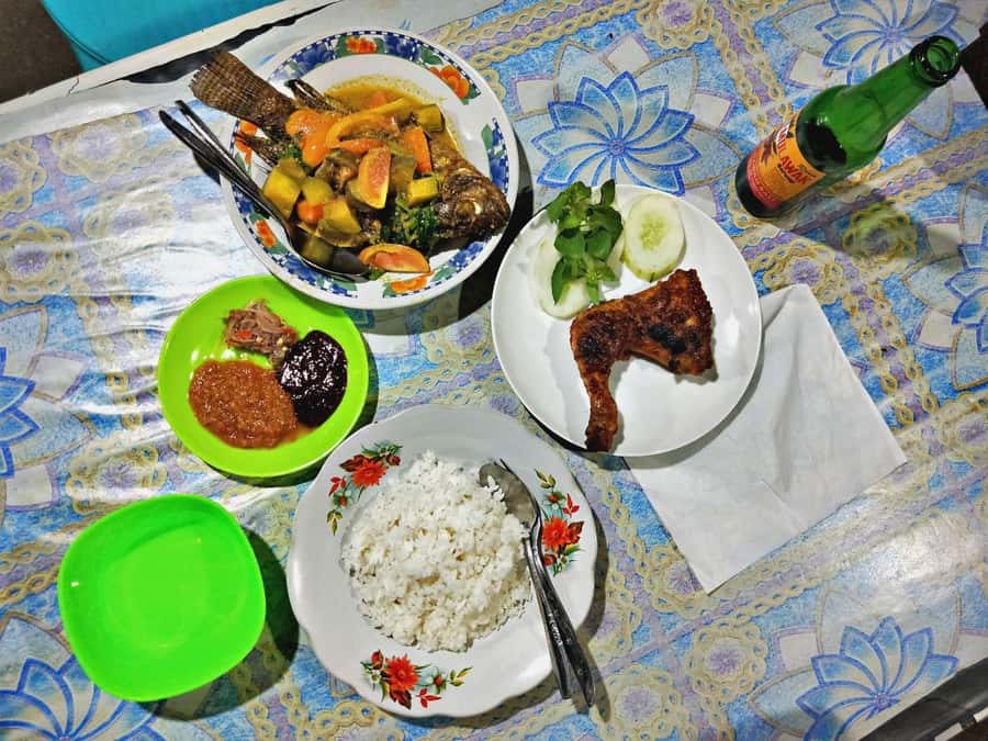 Bali - Ubud Night Market Food Tour - Your 3-hour route through Ubud pickup to Gianyar plates