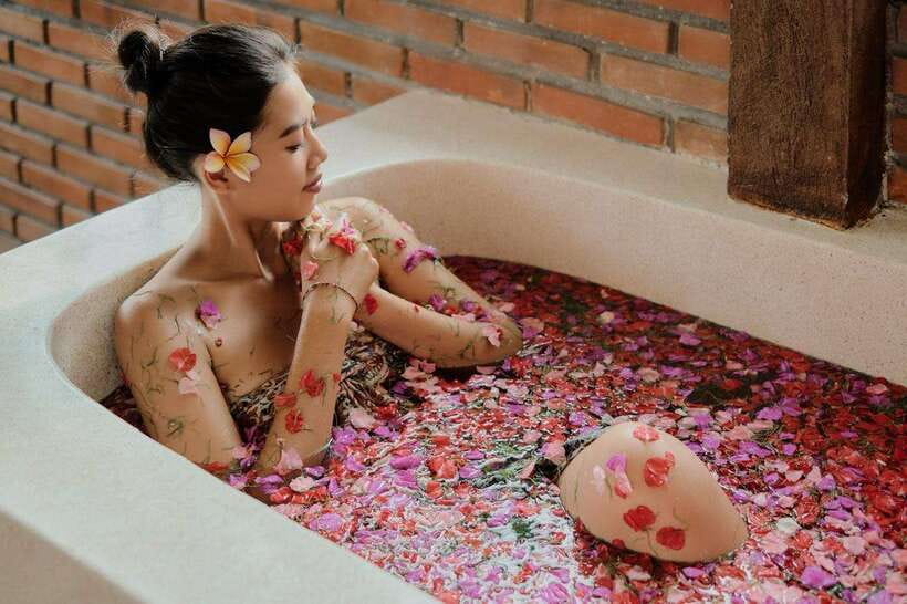 Bali: Ubud Spa Balinese Massage Scrub Flowerbath 2 hour - Transport and timing: how to make this fit your day