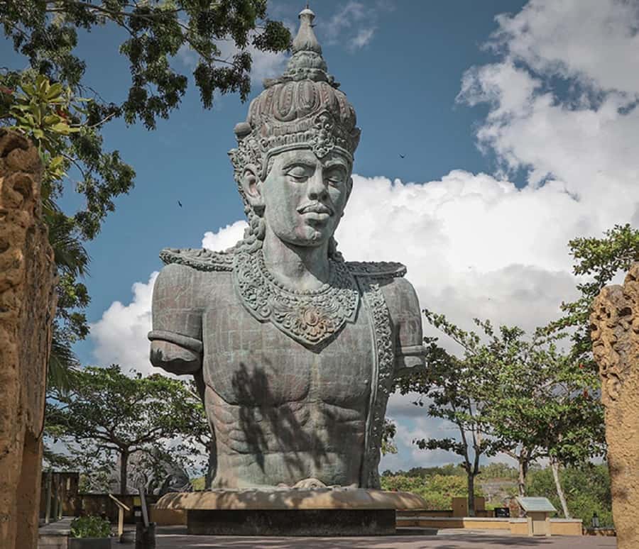 Bali Uluwatu: Garuda Wisnu Kencana Entrance Ticket - Entering and getting oriented inside GWK Cultural Park