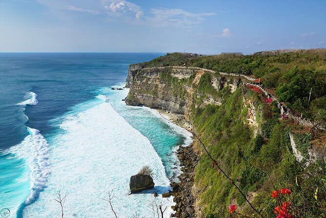 Bali: Uluwatu Kecak Dance Show, Bali Temple, and Lobster Dinner - Jimbaran Bay BBQ dinner: the part that often saves the night
