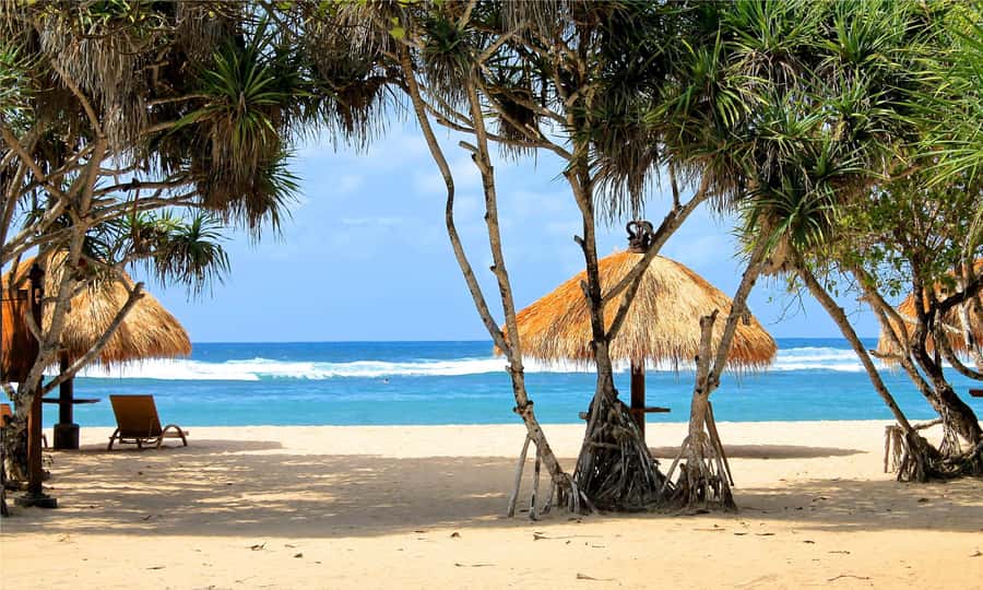 Bali: Uluwatu Temple, GWK, and Padang Beach Full-Day Tour - Key highlights that make this day work