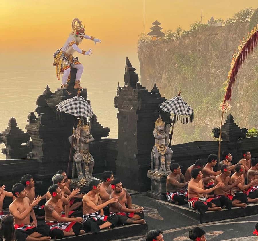 Bali: Underwater Sea Walk, Uluwatu Temple, and Kecak Dance - Kecak and Fire Dance: Ramayana Chants on a Cliff