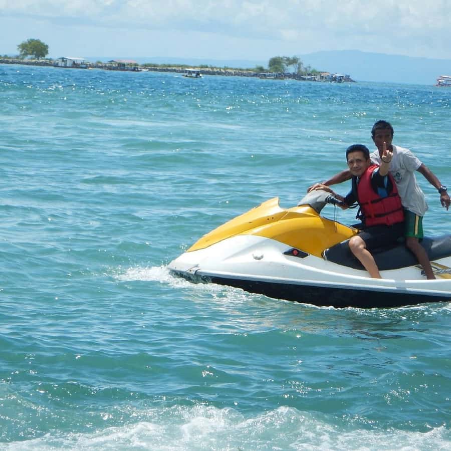 Bali: Water Sports Adventure & Secret Beaches Tour - Padang Padang Beach: swim time with calmer energy