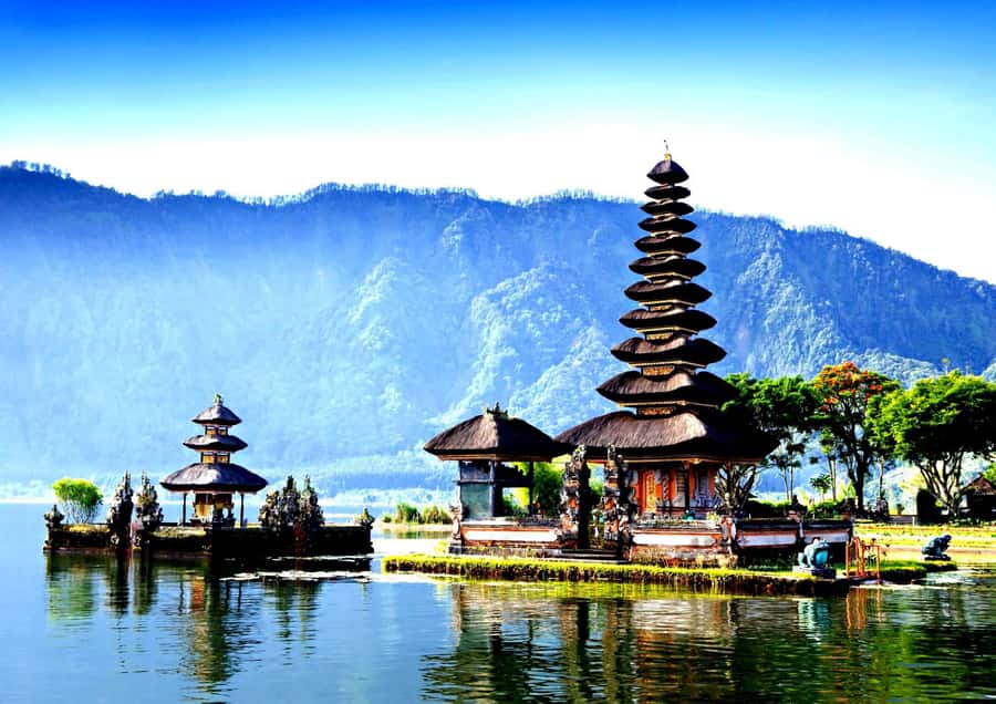 Bali: Water Temple, Waterfalls and Unesco Rice Terrace Tour - Leke Leke Waterfall: A Short Trek to a Calm Start