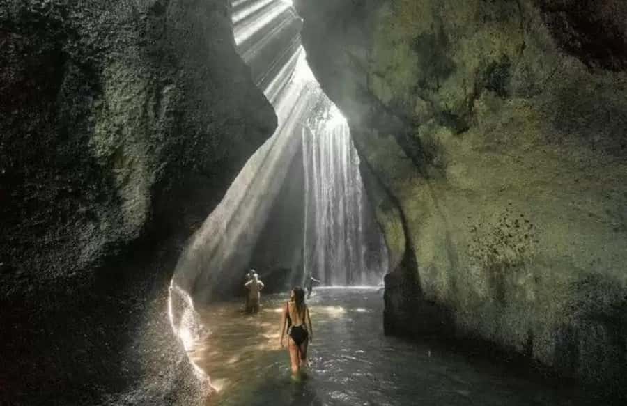 Bali Waterfalls Private Day Tour - Tukad Cepung: A One Hour Stop That Can Add Up Fast