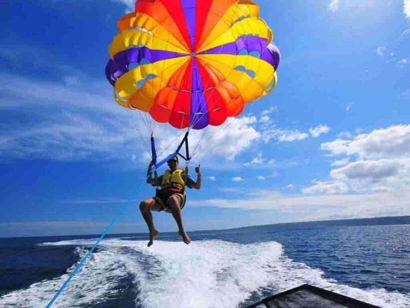 Bali: Watersport Adventure Nusa dua Experience - Parasailing over Nusa Dua: what one round really means