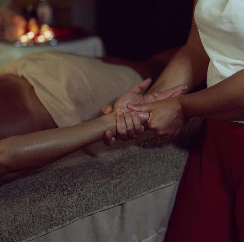 Balinese Massage Experience For Home Service - The 1-Hour Session: What You Can Expect at Home