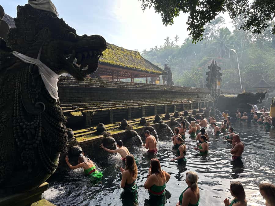Balinese Spiritual Cleansing by Traditional Method - Practical rules you should know before showing up