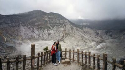 Tangkuban Parahu Volcano, Waterfall & Culture Tour