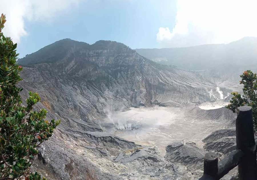 Bandung: White Crater Volcano Guided Day Trip - How the 10 hours feel in real life