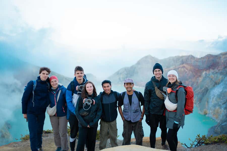 Banyuwangi/Bali: Ijen crater Bluefire & Sunrise Experience - Pickup, the Briefing, and Getting Ready for Paltuding