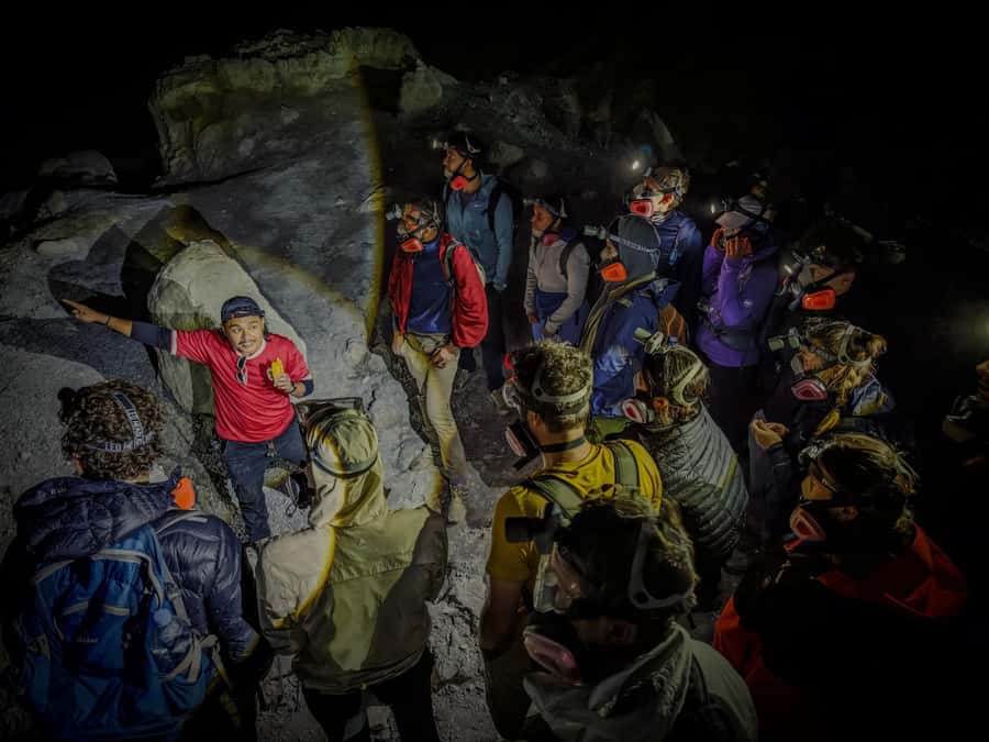 Banyuwangi/Bali: Ijen Volcano Midnight Blue Fire Guided Tour - The Ijen Hike at Night: What It Feels Like and What the Team Does for You