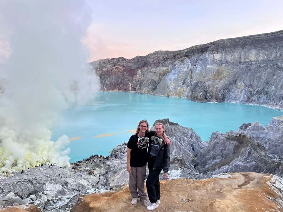Banyuwangi: Ijen Blue Fire Tour with Transfer Services - Sunrise on the summit: Lake Ijen views that make the trek worth it