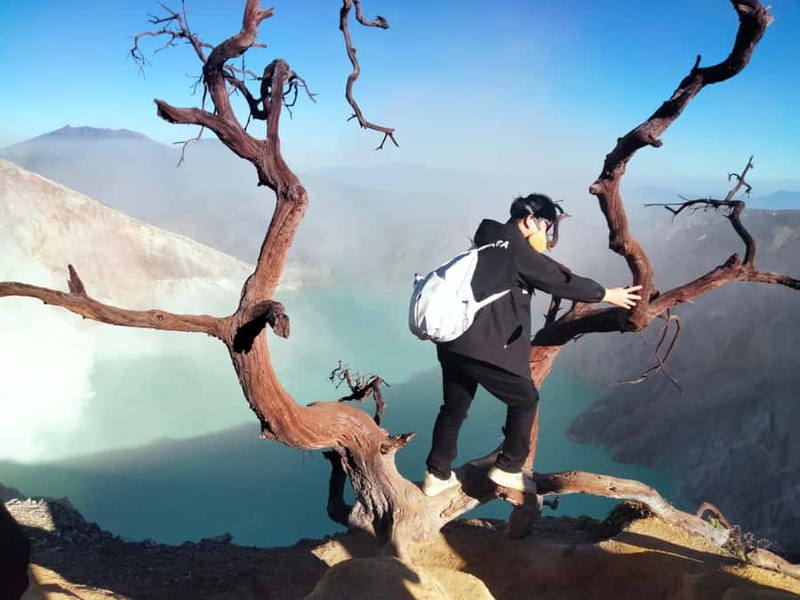 Banyuwangi :Ijen Blue Fire - The Crater Walk: Forest Steps, Volcanic Ground, and the Gas Mask Moment
