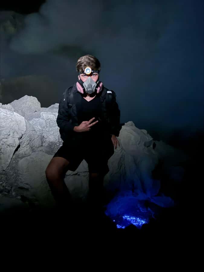 Banyuwangi : Mt Ijen Hike, Blue Fire & Panoramic Lake Guided - Safety rules after instability: what the descent really depends on