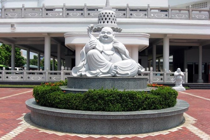 Batam Amazing Day Tour (include Lunch) - Price and logistics: what $61 gets you in Batam time