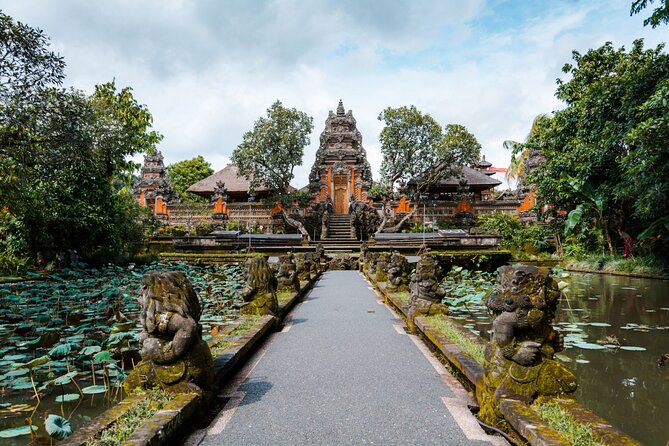 Best of Ubud 1-Day Private Tour - Tegenungan Waterfall: A Fast Hit of Drama and Green Views