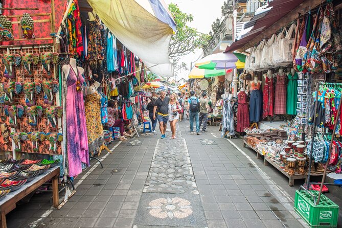 Best of Ubud 1-Day Private Tour - Ubud Center Free Time: Art Market and Palace in Bite-Sized Chunks