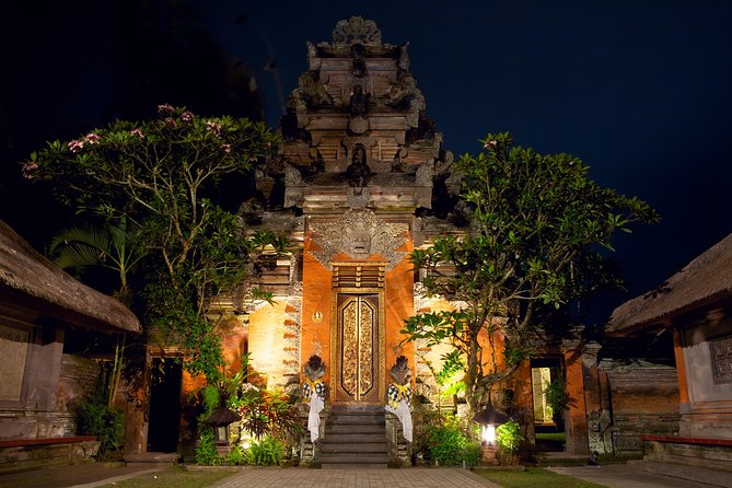 Best of Ubud Attractions: Private All-Inclusive Tour - Lunch at D Alas Warung and the optional jungle swing upgrade