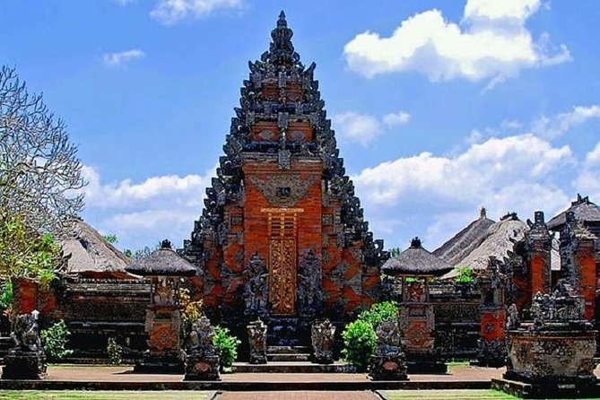 Best of Ubud Private Day Tour with All Inclusive - Stop 4: Tegallalang Rice Terrace, classic emerald views with real walking