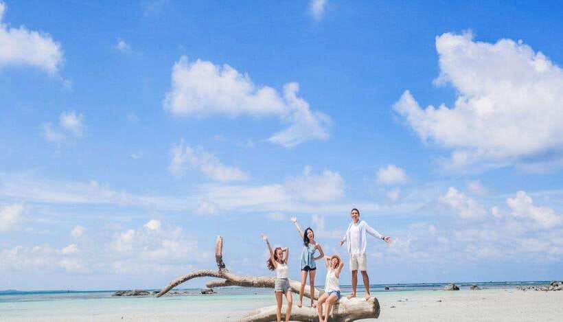 (: BINTAN :) Full Day Tour ( PRIVATE tour ) - Sand dunes and Blue Lake, where photo help actually matters