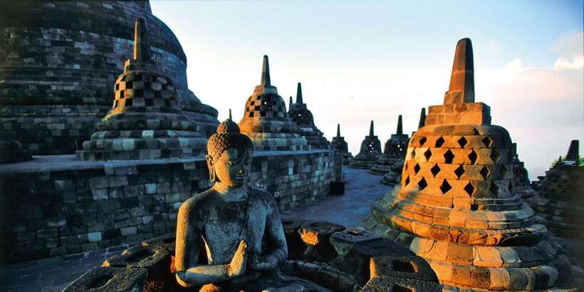 Borobudur and Prambanan Tour from Yogyakarta - Borobudur: World’s Largest Buddhist Temple And Terrace Views