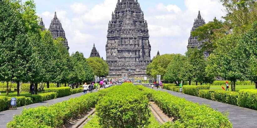 Borobudur and Prambanan Tour from Yogyakarta - Prambanan: Indonesia’s Largest Hindu Temple And The Trimurti Focus