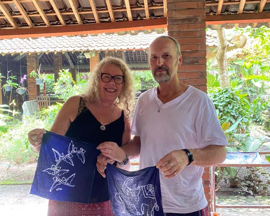 Borobudur: Batik, Gamelan, Pottery Making with Village Tour - Lunch options and the smartest way to handle food