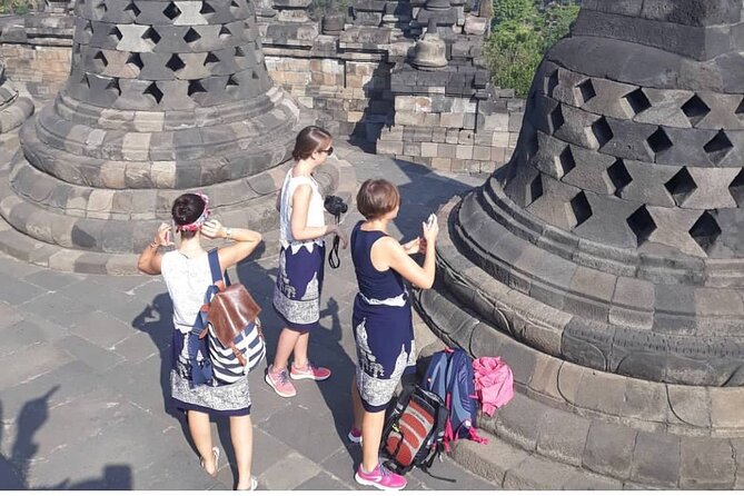 Borobudur ClimbUP guaranteed (sunrise option)& Prambanan Day Tour - A realistic walk-through of the day