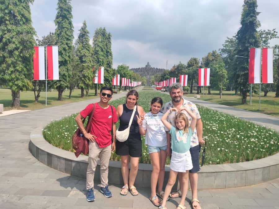 Borobudur &Prambanan Temple Tour Guaranteed Climb to the top - Final Call: Should You Book This Borobudur and Prambanan Climb Tour?