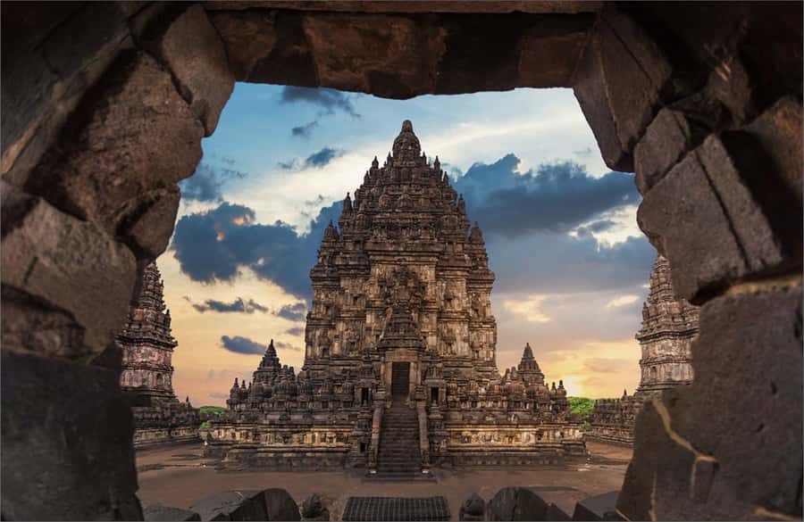 Borobudur Sunrise, Merapi Jeep & Prambanan with Entry Fees - Prambanan’s Shiva Compound, Ramayana Reliefs at Temple Scale