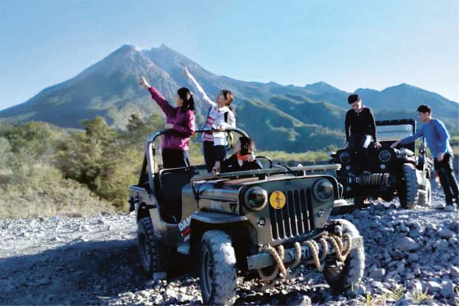 Borobudur Sunrise, Merapi Jeep & Prambanan with Entry Fees - FAQ
