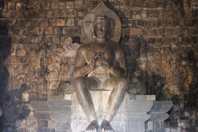 Borobudur Temple Climb To The Top & Prambanan Temple - 1 day tour - Price and value: is $105 per person a smart deal?