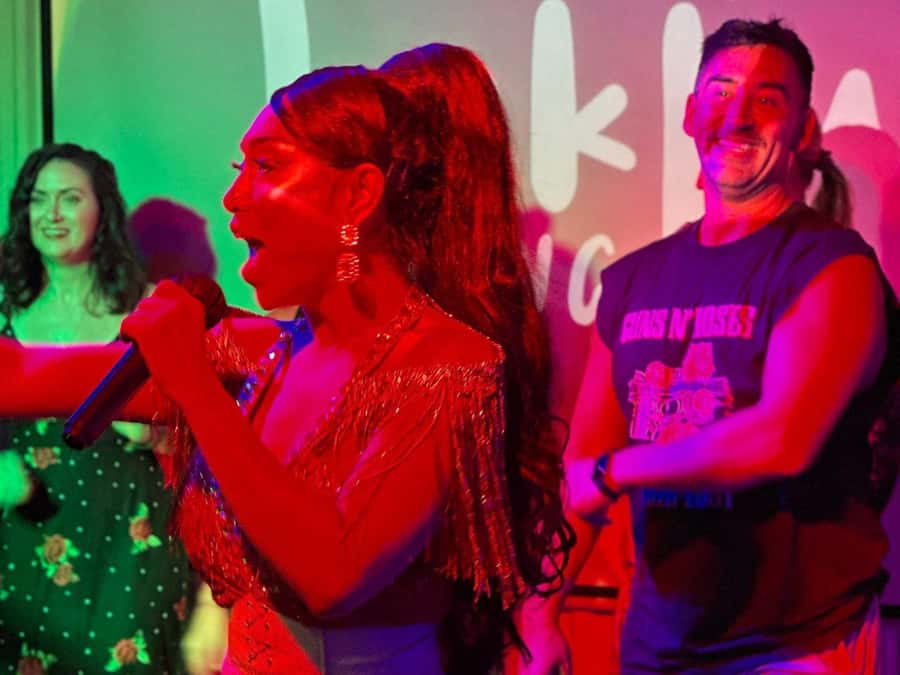 Canggu: Drag Show with Optional Dinner - Tarot Reading With Drag on Fridays