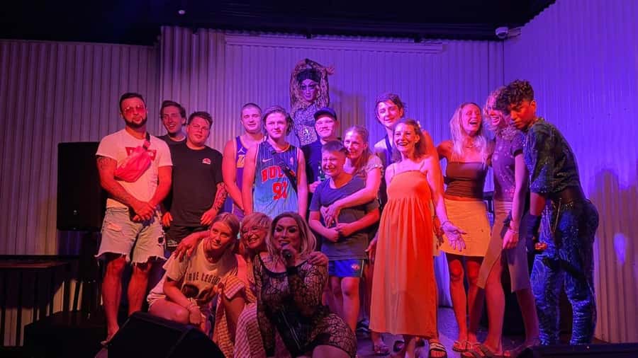 Canggu: Drag Show with Optional Dinner - When the Drag Show Runs, and How the Timing Works