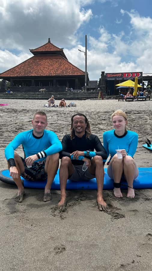 Canggu: Private Surf Lesson with certified lifeguard - The 2-hour flow: theory on sand, then warm-water wave practice