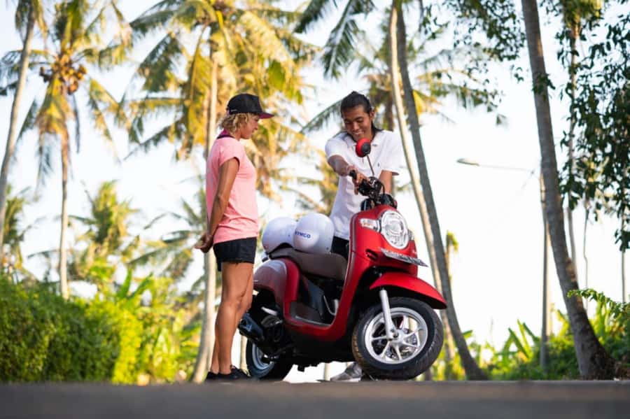 Canggu: Scooter Lesson with Professional Instructor - Instructors that keep you steady, not overwhelmed
