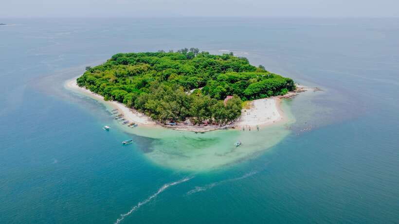 Day Trip 3 Secret Gilis in West South Of Lombok - Getting to Tawun Harbor: the part of the day you should plan for