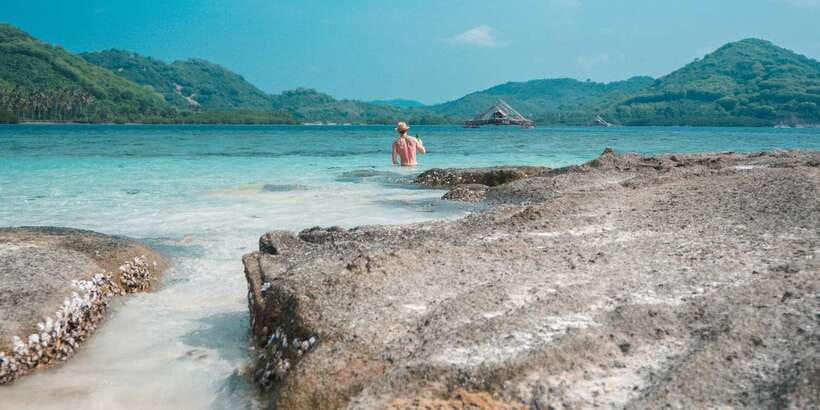 Day Trip 5 Secret Giilis in West South of Lombok - Gili Nanggu: quieter snorkeling with built-in breaks