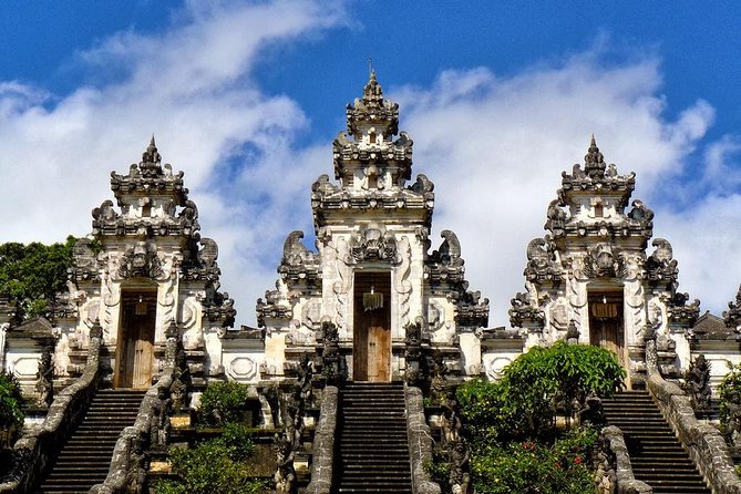 East Bali Tour: Gate of Heaven, Water Palace, Sleeping Gajah - East Bali’s early start: how Gate of Heaven photos actually happen