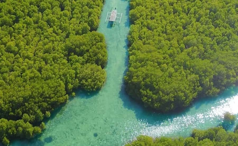 Exclusive 4 Secret Gilis: Petagan, Bidara, Kapal, and Kondo - Pickup options, private boat time, and what it means for you