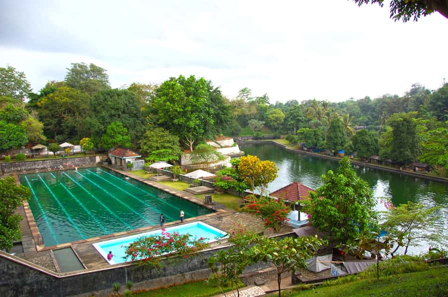 Exclusive Lombok City Tour Experience: Culture & Heritage - Narmada Park Royal Gardens and the Water-Palace Story