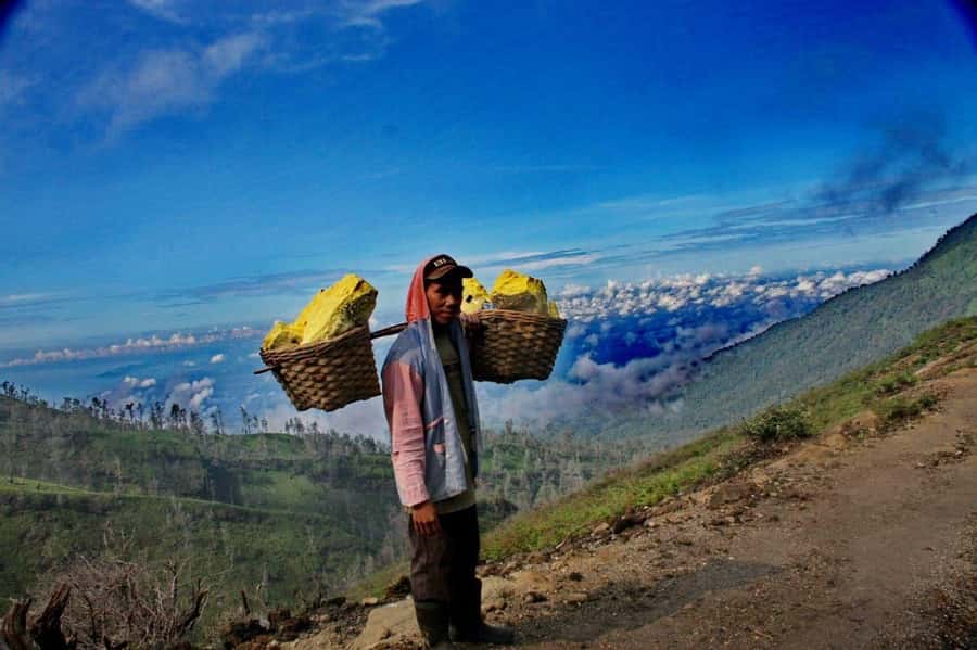 From Bali: 3-Day Excursion to Ijen and Mount Bromo - Bali to East Java, how the trip gets you moving fast