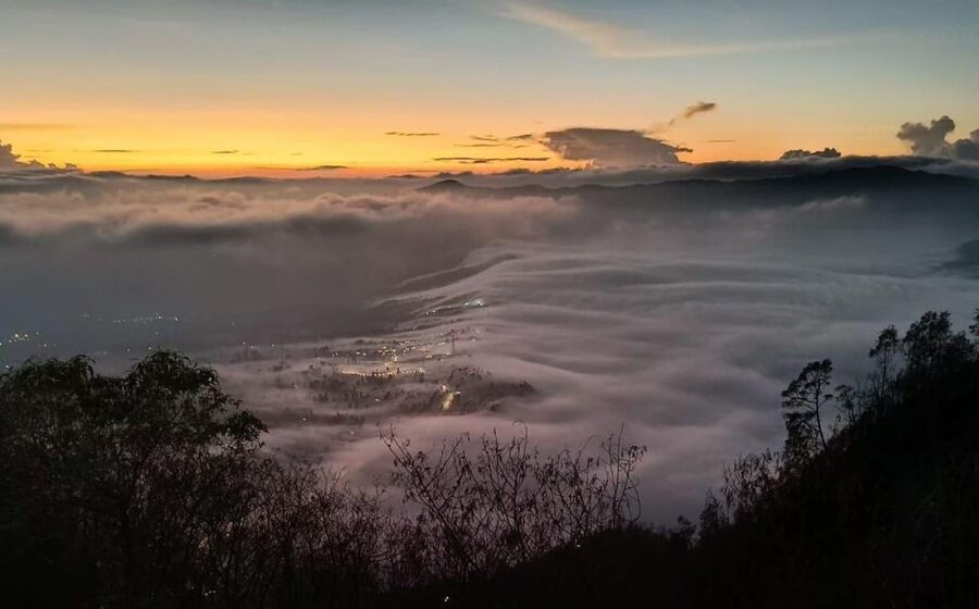 From Bali: 3-Day Excursion to Ijen and Mount Bromo - Bromo crater visit: smoke, steam, and a short crater moment