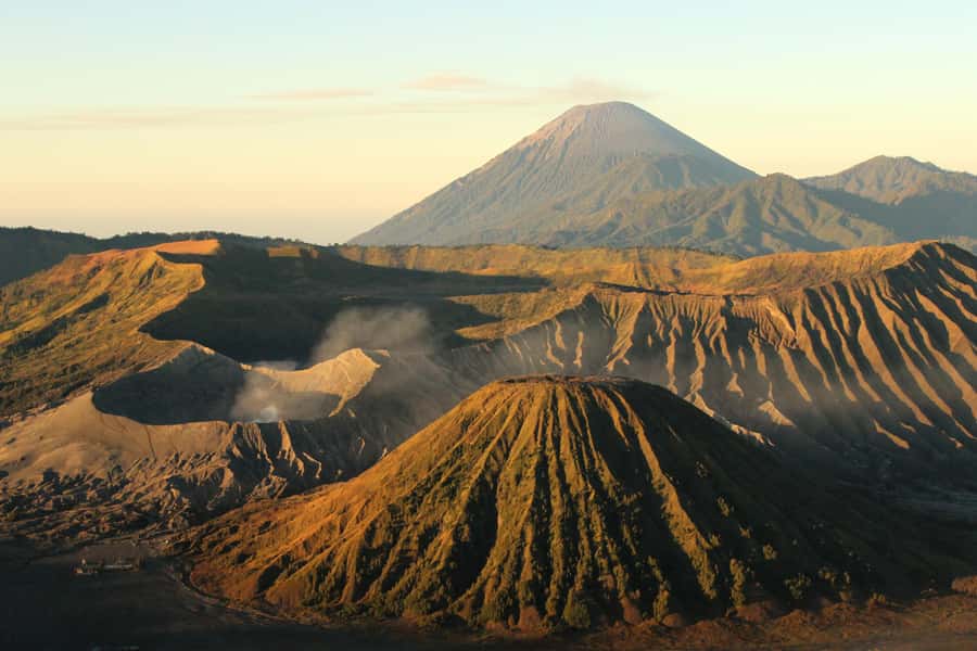 From Bali: 3-Day Excursion to Mount Bromo and Ijen Crater - Getting the Bromo crater experience right, and why guide timing matters