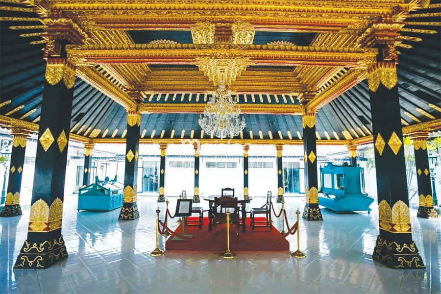 From Bali: Bromo, Ijen, Borobudur, and Yogyakarta 4-Day Tour - Who this tour is best for (and who should reconsider)