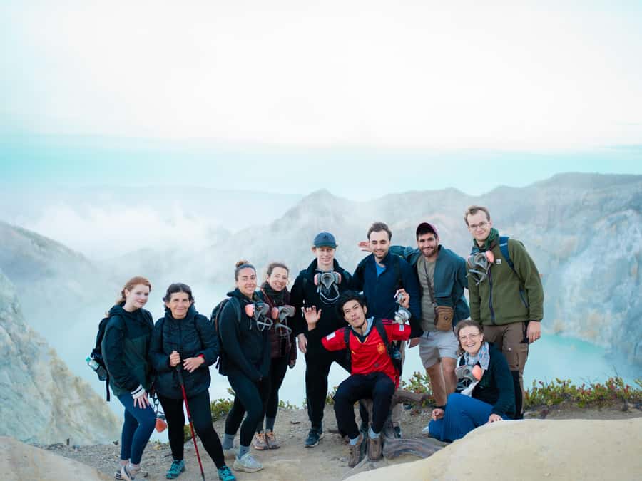 From Bali: Ijen Crater Overnight Volcano Trip with Sunrise - Food and drink rhythm: coffee or tea, local snacks, and breakfast