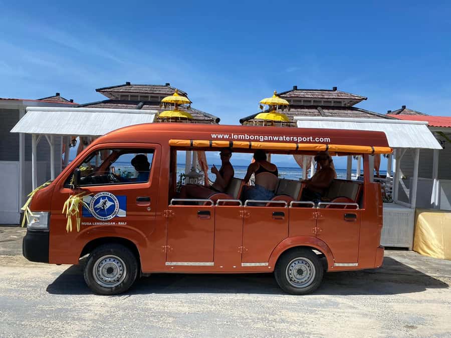 From Bali: Lembongan & Penida 2-Day Tour with Snorkeling - Food and value: buffet lunches and what $150 buys