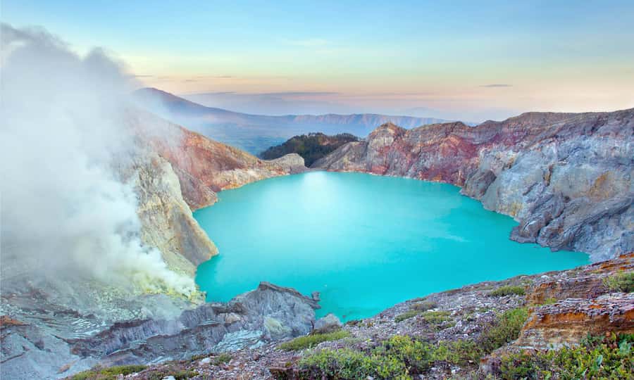 From Bali: Mount Bromo and Blue Fire Ijen Crater 3-Day Tour - Day 2: from crater trekking to Bromo Village, where rest matters